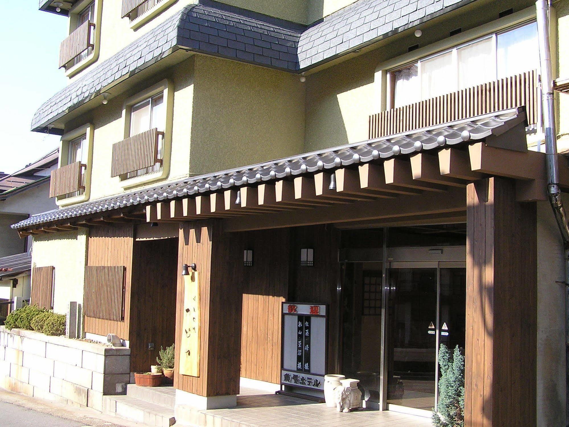 Kadoya Hotel Yamanouchi  Exterior photo